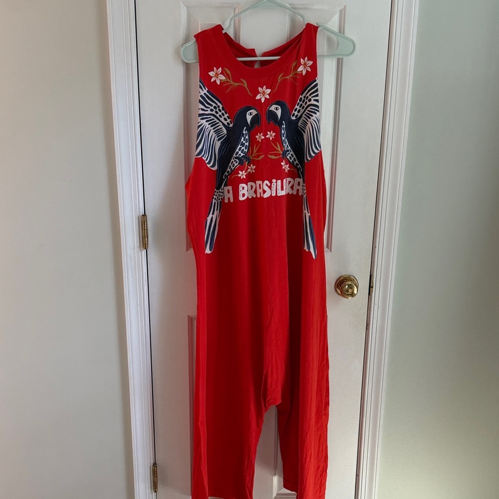 FARM Rio Red Parrot Graphic Jumpsuit - Picture 2 of 4
